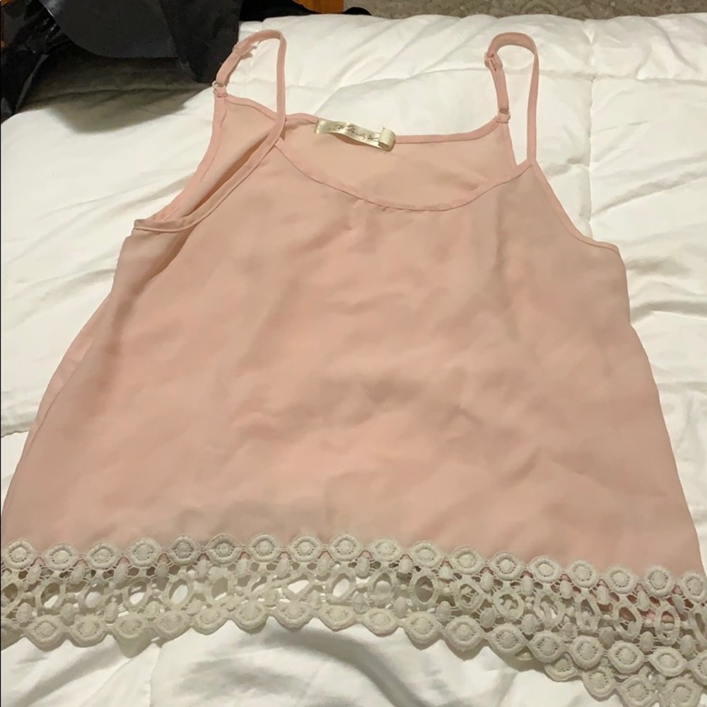 Top pink